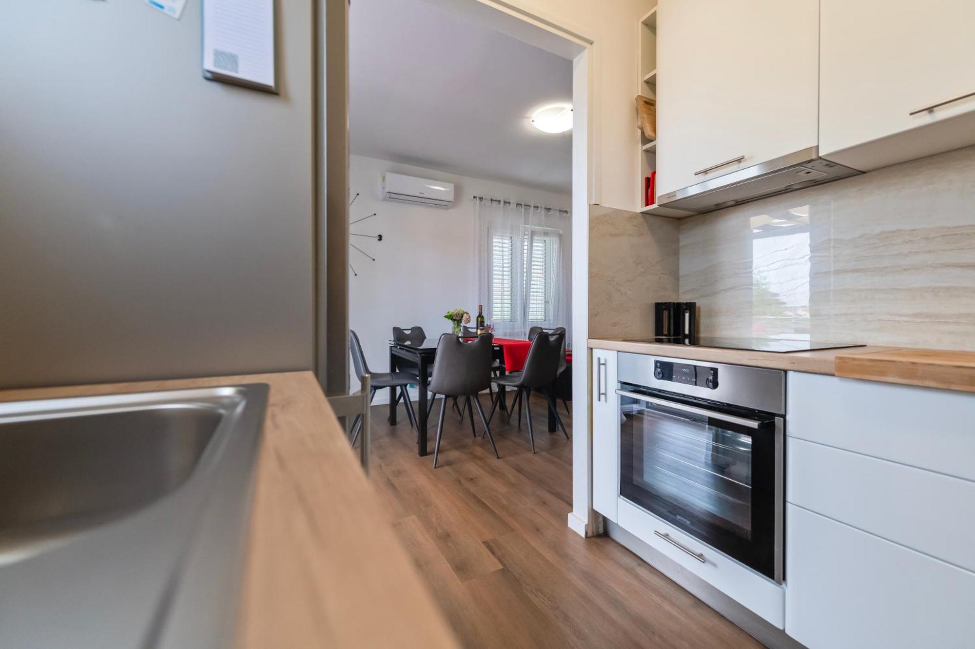 Apartment Marinsko Велі Іж Екстер'єр фото
